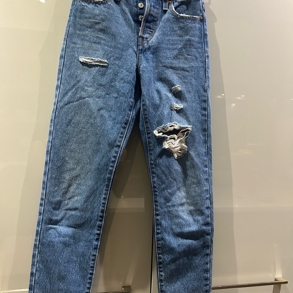 Levi's Straight Blue Distressed Jeans